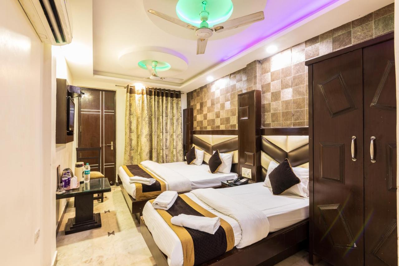 Hotel Grand Shyam- In Front Of New Delhi Railway Station-Couple Friendly Nueva Delhi Exterior foto