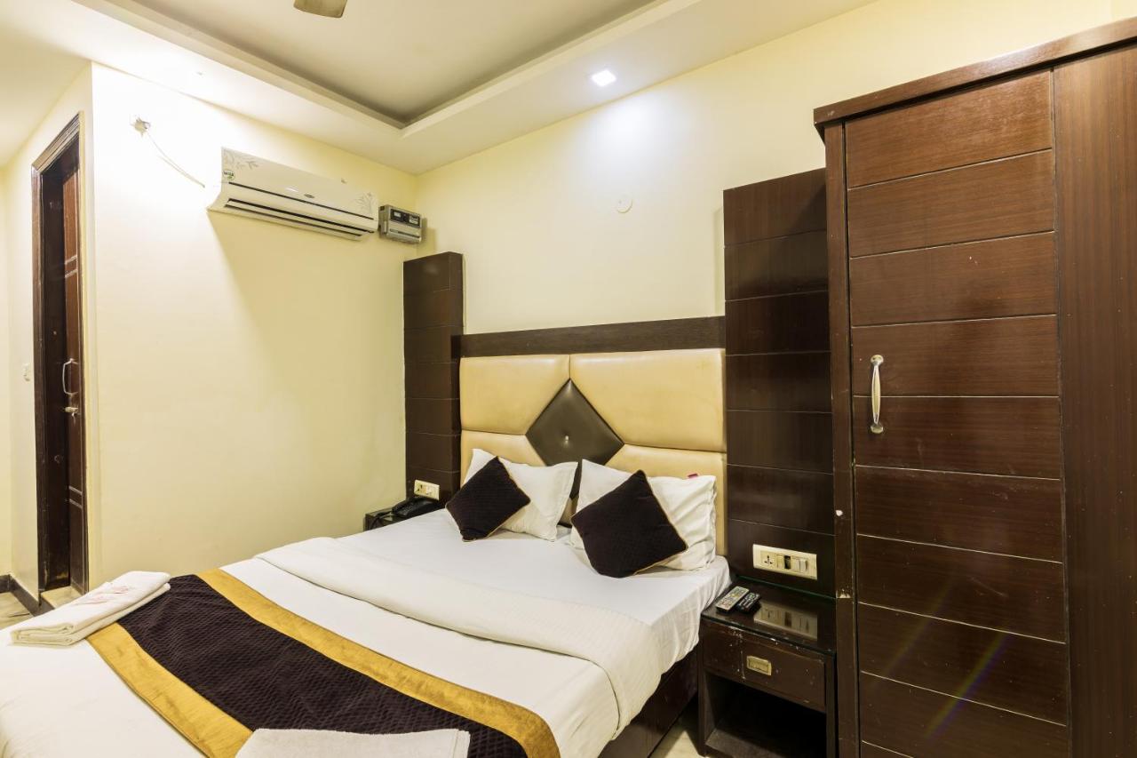 Hotel Grand Shyam- In Front Of New Delhi Railway Station-Couple Friendly Nueva Delhi Exterior foto