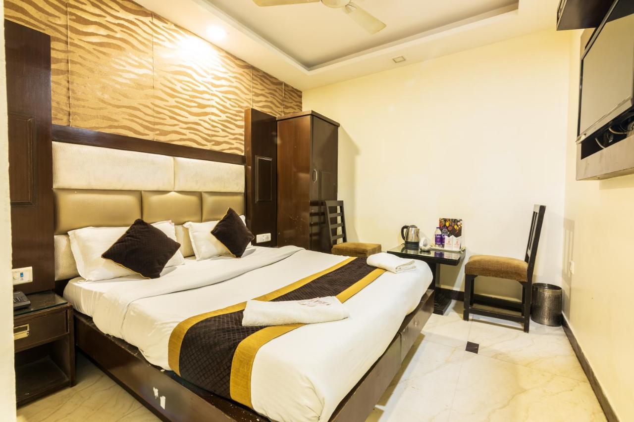 Hotel Grand Shyam- In Front Of New Delhi Railway Station-Couple Friendly Nueva Delhi Exterior foto