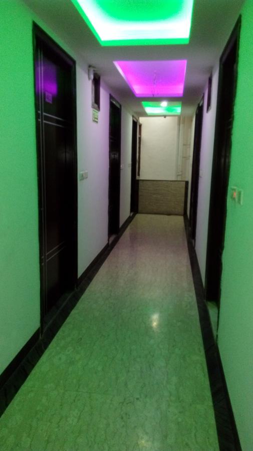 Hotel Grand Shyam- In Front Of New Delhi Railway Station-Couple Friendly Nueva Delhi Exterior foto